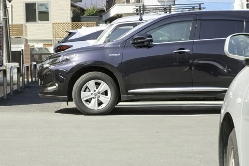 スモークガラスにしてみたい 車の窓を変える際の注意点 Eparkくらしのレスキュー スモークガラスにしてみたい 車の窓を変える際の注意点 Eparkくらしのレスキュー