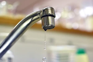 夏なのに水道からお湯しか出ない 主な原因や具体的な対処方法について解説 Eparkくらしのレスキュー