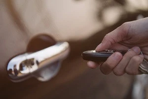 イモビライザーのスペアキーは作れる 依頼箇所 費用 注意点まとめ Eparkくらしのレスキュー イモビライザーのスペアキーは作れる 依頼箇所 費用 注意点まとめ Eparkくらしのレスキュー