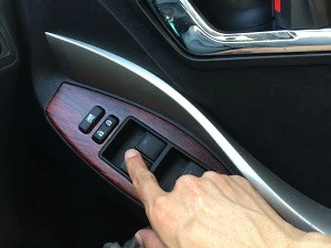 危険回避のためにも要注意 車のガラス曇りを対策する方法 Eparkくらしのレスキュー 危険回避のためにも要注意 車のガラス曇りを対策する方法 Eparkくらしのレスキュー