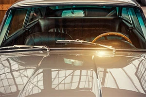 車のフロントガラスの写真