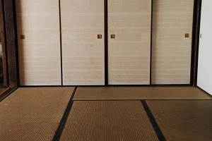 閉めっぱなしにしている和室の写真
