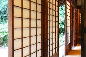 換気がされている和室の写真