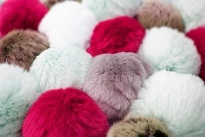 ラビットファーとは?うさぎの毛皮の特徴や買取相場などを紹介します ラビットファーとは?うさぎの毛皮の特徴や買取相場などを紹介します