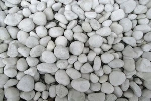 Diy お庭の砂利の敷き方をご紹介 砂利のもたらすメリットやお手入れ方法なども Eparkくらしのレスキュー Diy お庭の砂利の敷き方をご紹介 砂利のもたらすメリットやお手入れ方法なども Eparkくらしのレスキュー